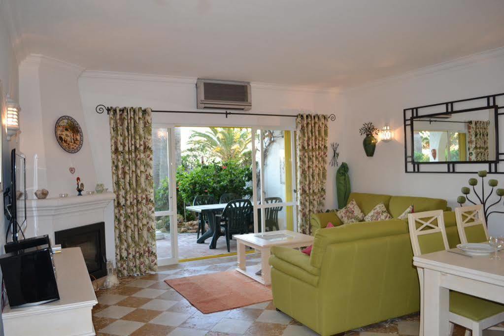 Waterside Village Apartments Praia Da Luz Экстерьер фото